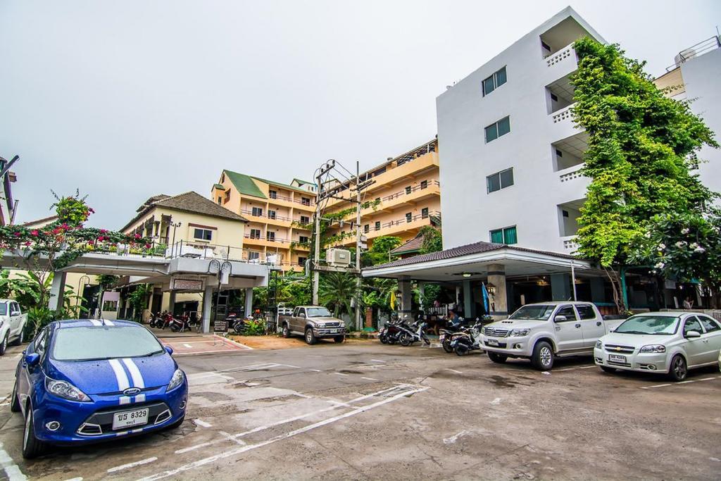 Sutus Court 5 Otel Pattaya Dış mekan fotoğraf