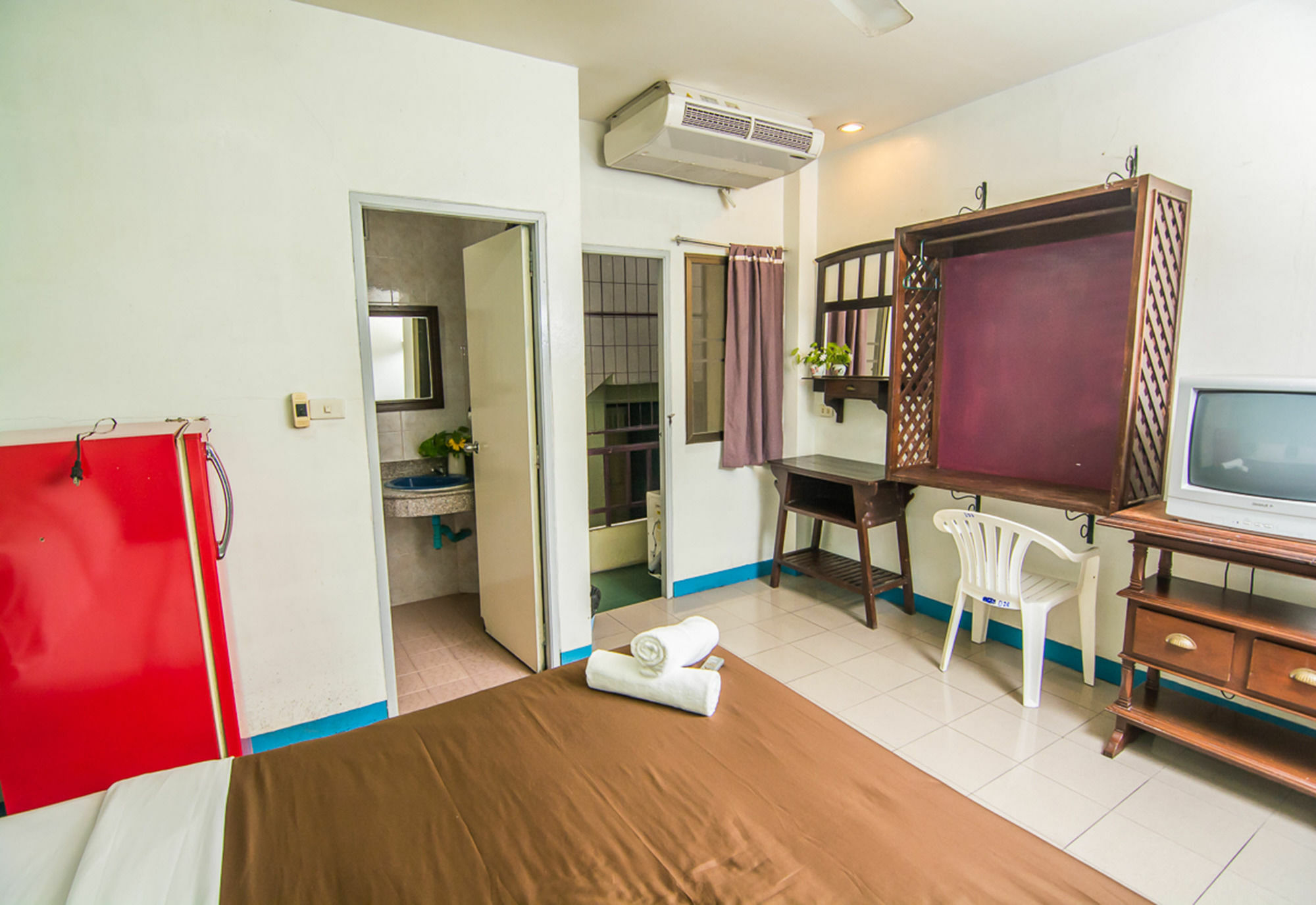 Sutus Court 5 Otel Pattaya Dış mekan fotoğraf